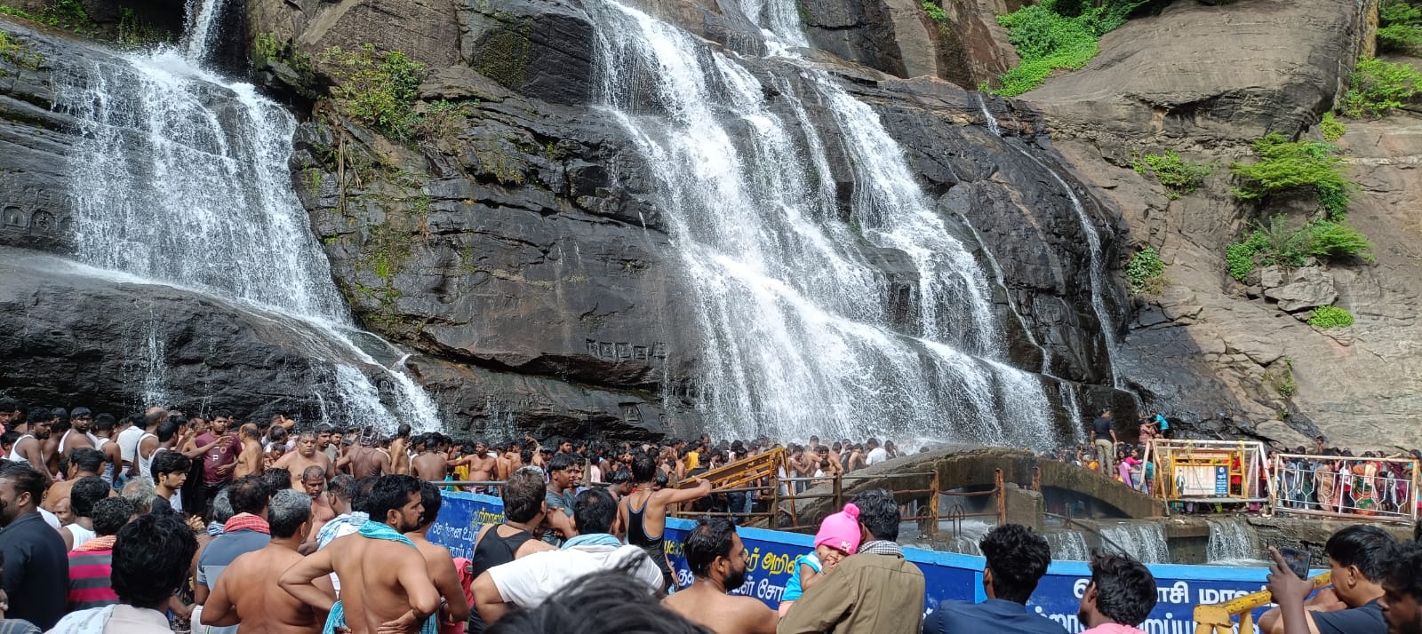 kutralam falls.jpg
